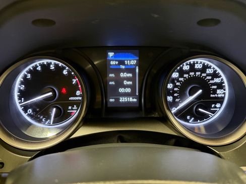 Used 2023 Toyota Camry SE FWD image 17