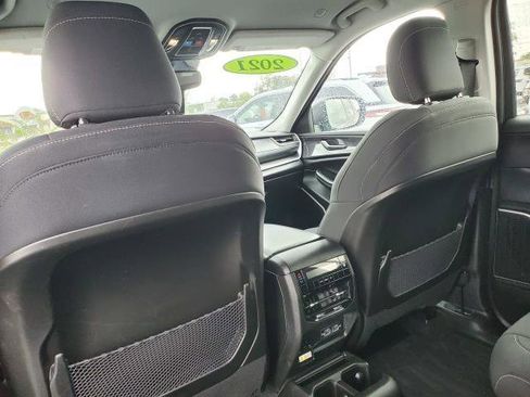 Used 2021 Jeep Grand Cherokee L Laredo w/ Luxury Tech Group I image 29