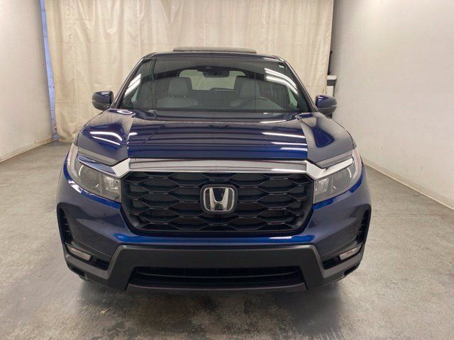 Used 2023 Honda Passport EX-L image 2