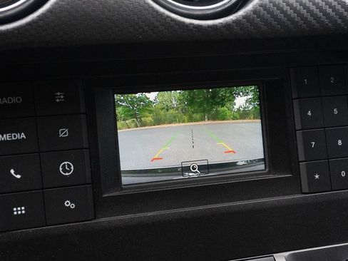 Used 2022 Ford Mustang Coupe RWD image 27