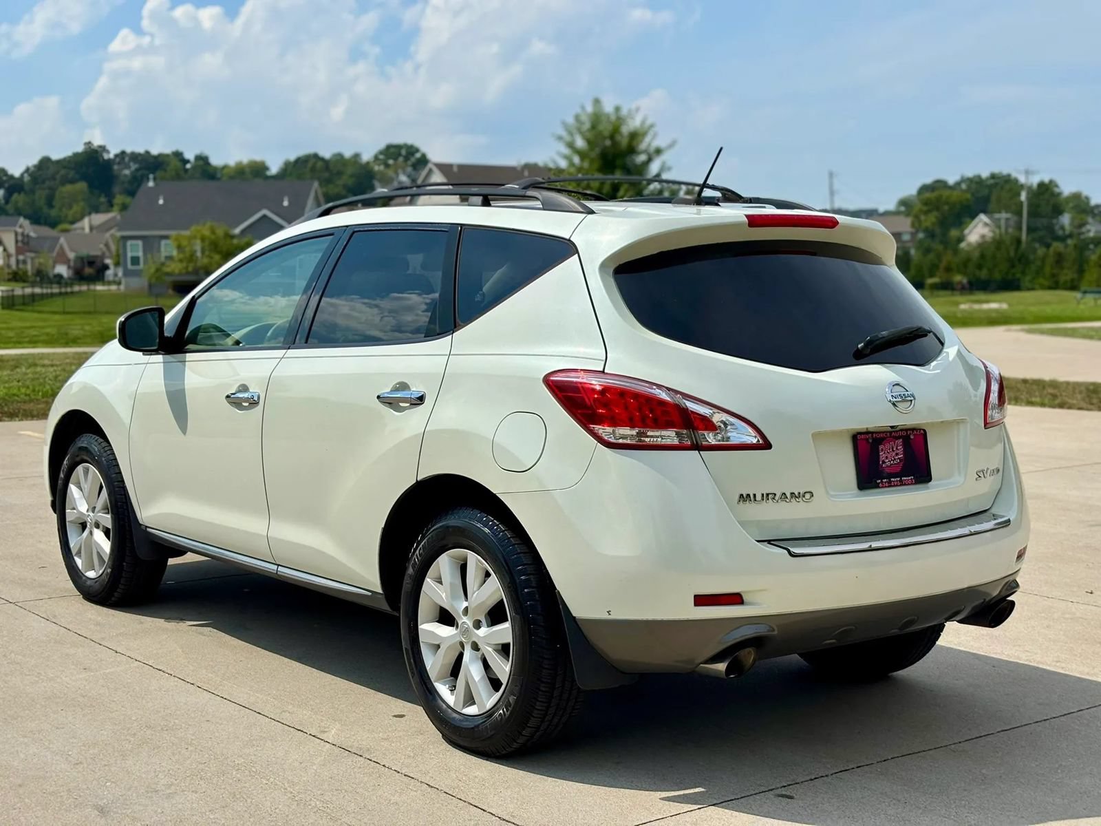 Used 2011 Nissan Murano SV AWD/4WD image 7