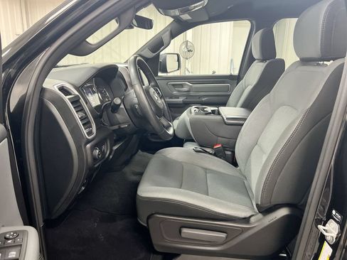 Used 2023 RAM 1500 Big Horn AWD/4WD image 19