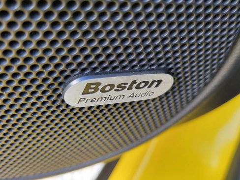 Used 2011 Chevrolet Camaro LT w/ RS Package image 9