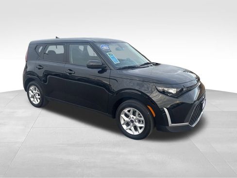 Used 2024 Kia Soul LX w/ Option Group 015 image 9