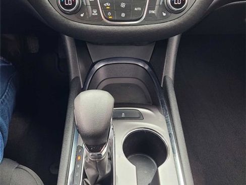 Used 2022 Chevrolet Malibu LT image 26