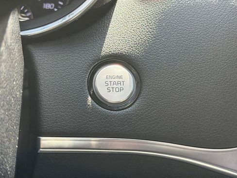 Used 2022 Kia Stinger GT-Line RWD image 16