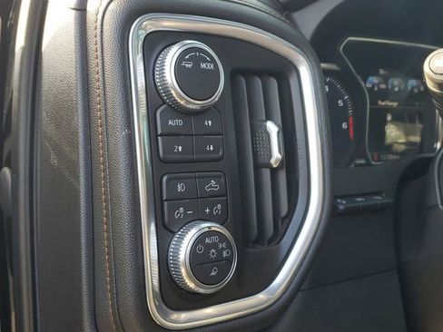 Used 2021 GMC Sierra 2500 AT4 w/ AT4 Premium Plus Package image 26