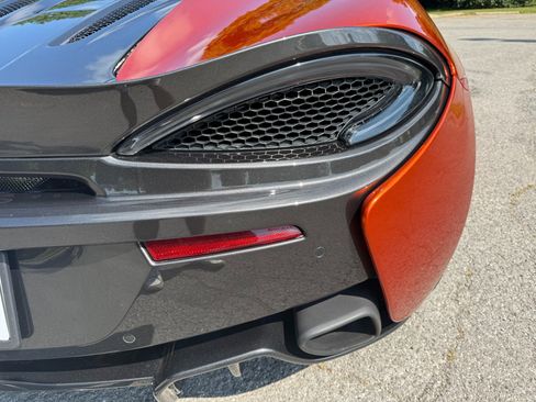Used 2017 McLaren 570S Coupe image 39