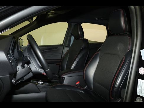 Used 2025 Ford Escape ST-Line FWD image 10