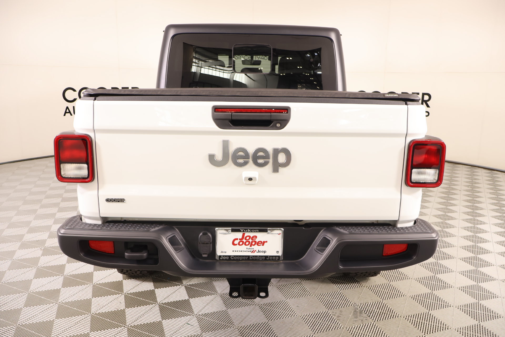 Used 2022 Jeep Gladiator Overland w/ Popular Equipment Package AWD/4WD image 21
