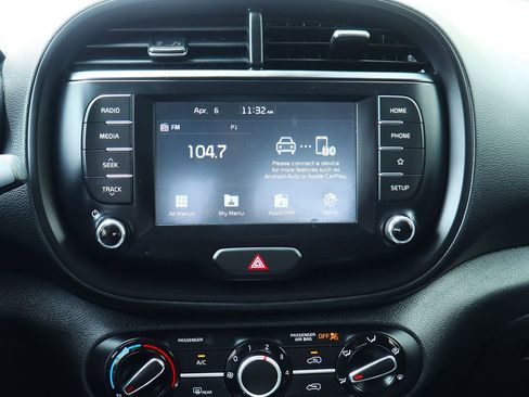 Used 2021 Kia Soul S image 44