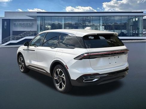 New 2026 Lincoln Nautilus Reserve AWD/4WD image 5