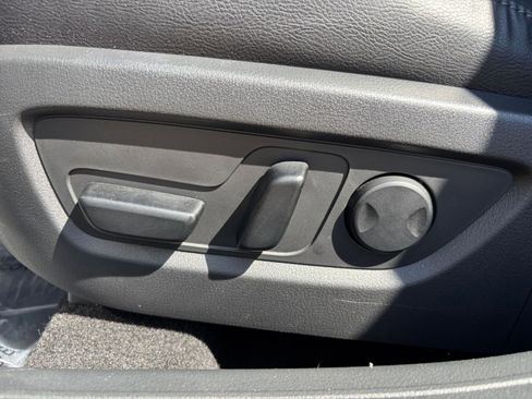 Used 2025 MAZDA CX-50 2.5 Hybrid w/ Premium Plus Pkg image 22