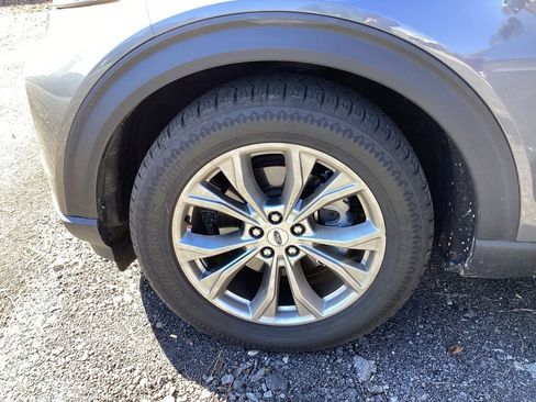 Used 2022 Ford Explorer Limited w/ Equipment Group 301A image 9