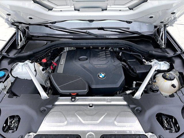 Used 2024 BMW X4 xDrive30i w/ Premium Package AWD/4WD image 11
