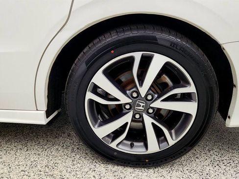 Used 2021 Honda Odyssey Touring image 9