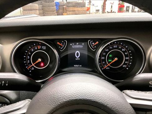 Used 2018 Jeep Wrangler Unlimited Sport S image 17