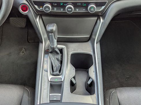 Used 2020 Honda Accord LX image 18