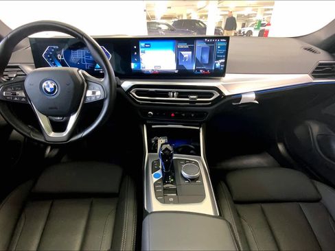 Used 2023 BMW i4 eDrive35 image 16