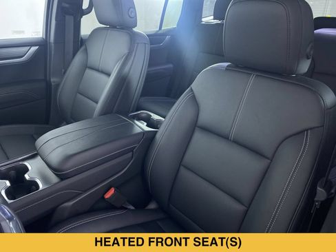 Certified 2026 GMC Acadia Elevation w/ Elevation Premium Package FWD image 11