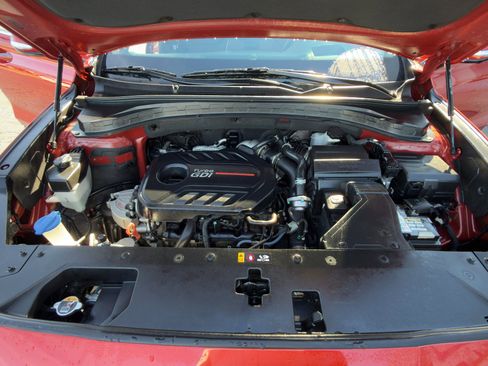 Used 2019 Hyundai Santa Fe Ultimate image 9