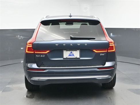Used 2022 Volvo XC60 B6 Inscription w/ Advanced Package image 7