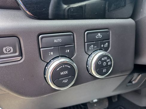 Used 2024 GMC Sierra 1500 Elevation w/ Max Trailering Package AWD/4WD image 18