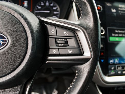 Used 2024 Subaru Outback Premium AWD/4WD image 13