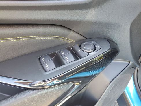 New 2026 Chevrolet Trax LT w/ LT Convenience Package FWD image 13