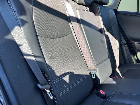 Used 2025 Toyota RAV4 Limited image 42