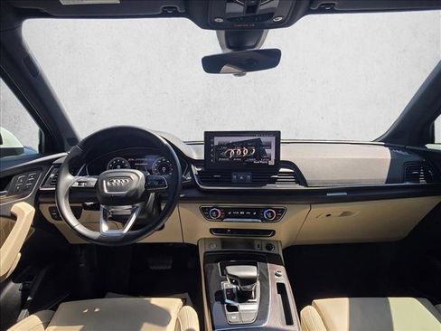 Certified 2023 Audi Q5 2.0T Premium Plus w/ Premium Plus Package AWD/4WD image 17