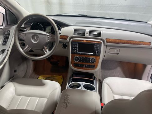 Used 2007 Mercedes-Benz R 350 4MATIC image 17