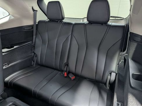 Used 2024 Acura MDX FWD w/ Technology Package image 9