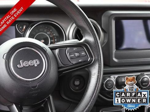 Used 2022 Jeep Gladiator Sport AWD/4WD image 27