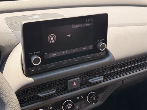 Used 2023 Honda HR-V LX image 22