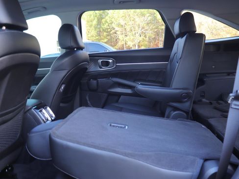 Used 2021 Kia Sorento SX image 13