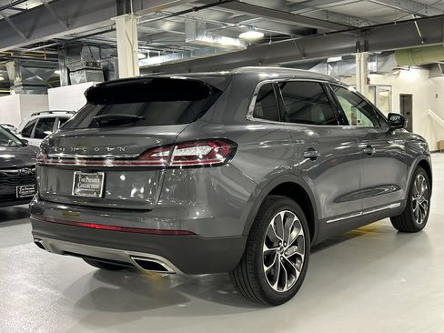 Certified 2022 Lincoln Nautilus Reserve AWD/4WD image 2