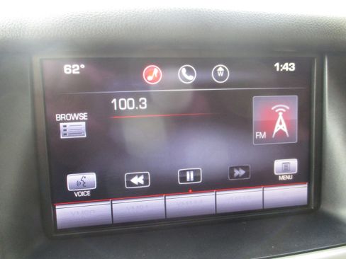 Used 2015 GMC Yukon SLT image 14