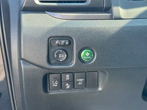 Used 2023 Honda Ridgeline Sport image 18