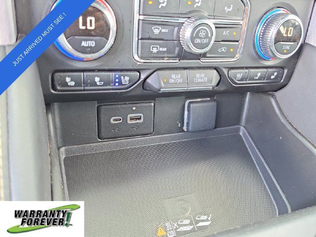 Used 2024 GMC Yukon XL SLT RWD image 31