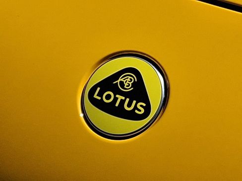 Used 2025 Lotus Emira image 35