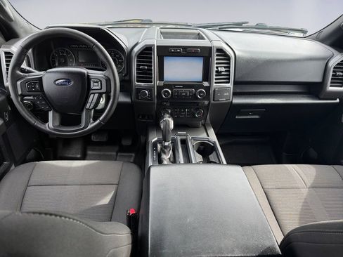 Used 2015 Ford F150 XLT w/ Equipment Group 302A Luxury image 9