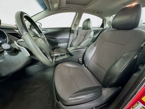 Used 2011 Hyundai Sonata SE w/ Navigation & Sunroof Pkg 4 FWD image 12