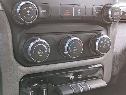 Certified 2024 RAM 2500 Big Horn image 20