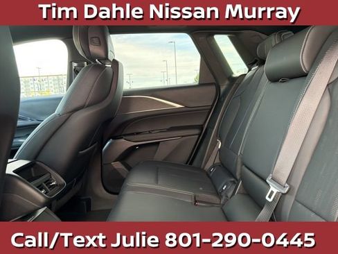 Used 2024 Cadillac Lyriq Luxury AWD/4WD image 20