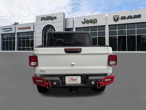 Certified 2022 Jeep Gladiator Sport image 4