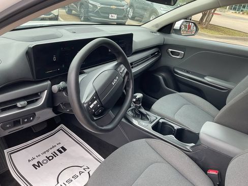 Used 2025 Kia K4 FWD image 20