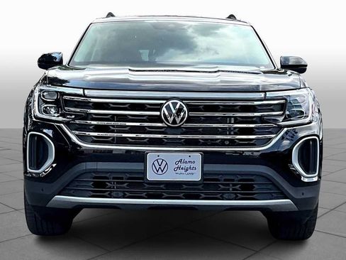 New 2026 Volkswagen Atlas SE FWD image 3