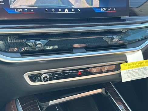 New 2026 BMW X5 xDrive40i w/ Climate Comfort Package image 24