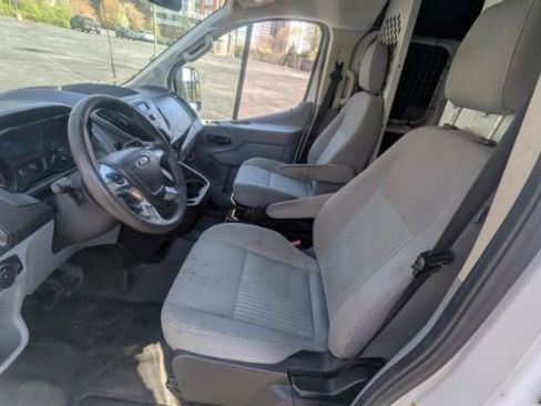 Used 2016 Ford Transit 250 130 Low Roof w/ Exterior Upgrade Package image 18